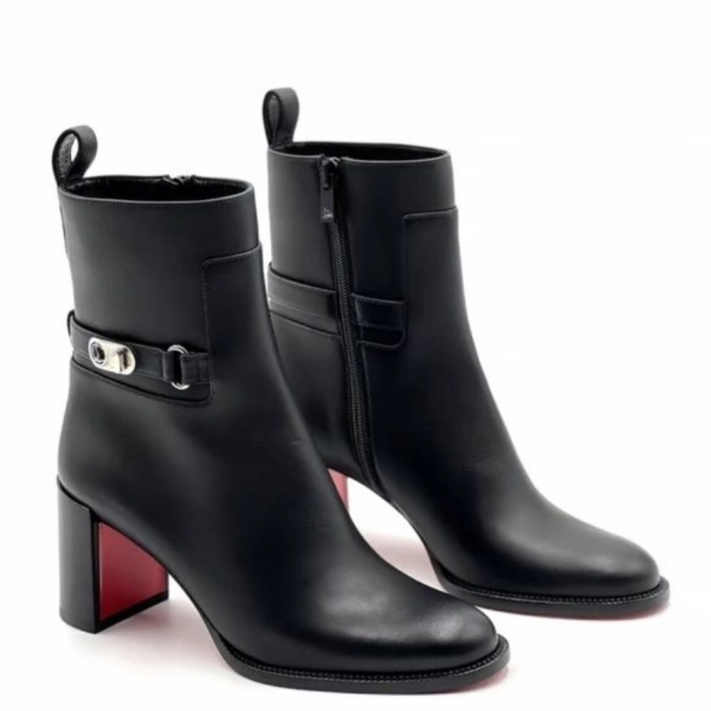Christian Louboutin lock booty 70
